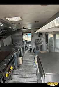 2006 Food Truck All-purpose Food Truck Prep Station Cooler North Carolina Diesel Engine for Sale