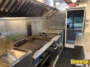 2006 Food Truck All-purpose Food Truck Refrigerator California Gas Engine for Sale