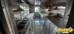 2006 Food Truck All-purpose Food Truck Refrigerator Florida Diesel Engine for Sale