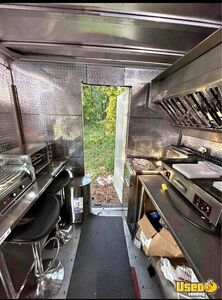 2006 Food Truck All-purpose Food Truck Stainless Steel Wall Covers Virginia Gas Engine for Sale