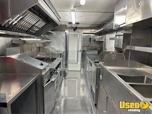 2006 Food Truck All-purpose Food Truck Surveillance Cameras Texas Diesel Engine for Sale