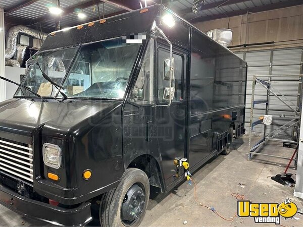 2006 Food Truck All-purpose Food Truck Texas Diesel Engine for Sale