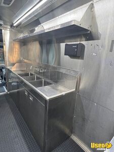 2006 Food Truck All-purpose Food Truck Work Table Texas Diesel Engine for Sale