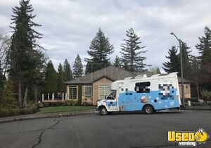 2006 Ford E-450 Wag'n Tails (elite Mobile Grooming Truck) Pet Care / Veterinary Truck Cabinets Oregon Gas Engine for Sale