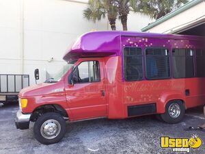 2006 Ford E350 Mobile Boutique Truck Cabinets Florida Gas Engine for Sale