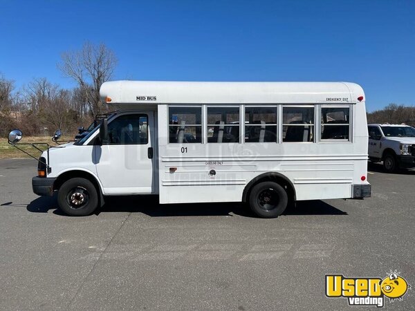 2006 G2500 Shuttle Bus Shuttle Bus Connecticut Gas Engine for Sale