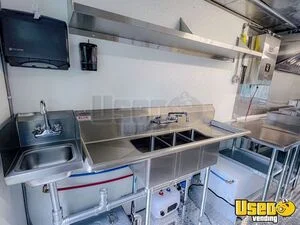 2006 Gen1 All-purpose Food Truck Diamond Plated Aluminum Flooring Tennessee Gas Engine for Sale