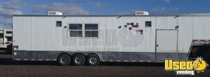 Versatile 2006 - 40 Triple Axle Concession Trailer Mobile Vending Unit for Sale in Idaho!