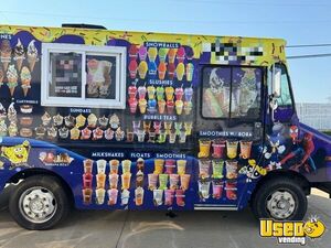 2006 Freightliner Soft Serve Ice Cream Truck | Mobile Ice Cream Parlor for Sale in Kansas!