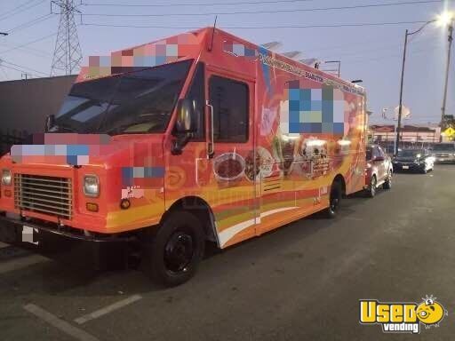 2006 Kitchen Food Truck All-purpose Food Truck California Diesel Engine for Sale