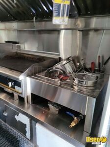 2006 Kitchen Food Truck All-purpose Food Truck Generator New York Diesel Engine for Sale