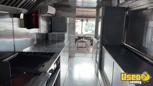 2006 Kitchen Food Truck All-purpose Food Truck Insulated Walls Florida Diesel Engine for Sale