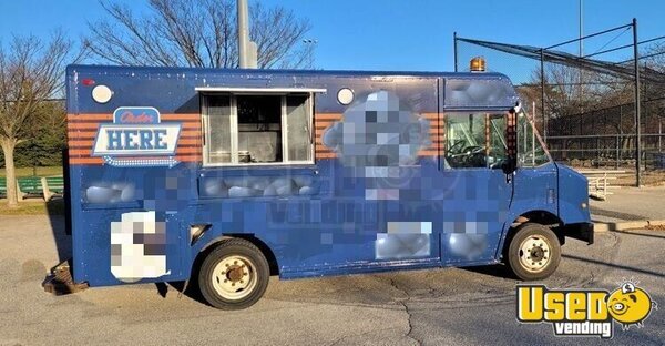 2006 Kitchen Food Truck All-purpose Food Truck New York Diesel Engine for Sale