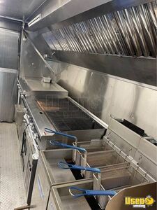 2006 Kitchen Food Truck All-purpose Food Truck Refrigerator North Carolina Diesel Engine for Sale