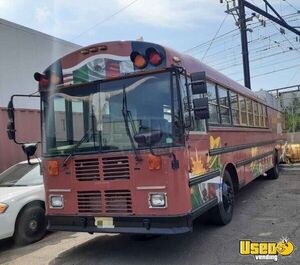 2006 Kitchen Food Truck Bus All-purpose Food Truck Slide-top Cooler Florida Diesel Engine for Sale