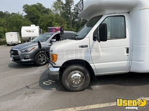 2006 Mobile Hair & Nail Salon Truck Exterior Lighting Virginia Diesel Engine for Sale