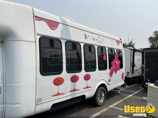 2006 Mobile Hair & Nail Salon Truck Virginia Diesel Engine for Sale