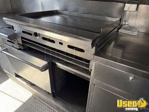 2006 Mt 45 All-purpose Food Truck Stainless Steel Wall Covers California Diesel Engine for Sale