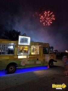 2006 Mt45 All-purpose Food Truck Additional 3 Texas Diesel Engine for Sale