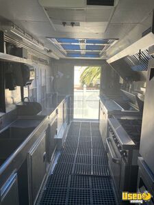 2006 Mt45 All-purpose Food Truck Cabinets Nevada Diesel Engine for Sale