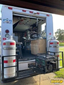 2006 Mt45 All-purpose Food Truck Exterior Customer Counter Alaska Diesel Engine for Sale