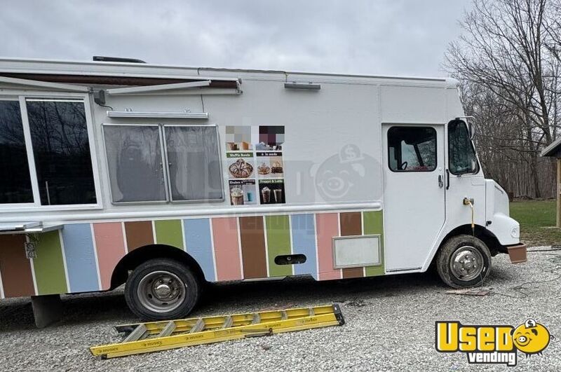 2006 Mt45 Ice Cream Truck Ohio Diesel Engine for Sale