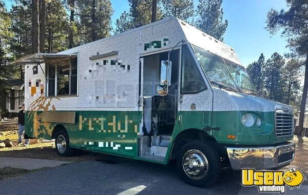 2006 Mt45 Kitchen Food Truck All-purpose Food Truck Arizona Gas Engine for Sale