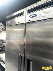 2006 Mt45 Kitchen Food Truck All-purpose Food Truck Hand-washing Sink Arizona Gas Engine for Sale