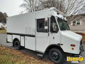 2006 Mt45 Step Van Stepvan Cabinets Rhode Island Diesel Engine for Sale