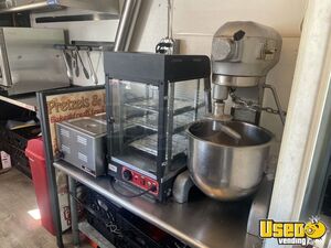 2006 Mt45 Utilimaster Bakery Food Truck Surveillance Cameras Florida Diesel Engine for Sale