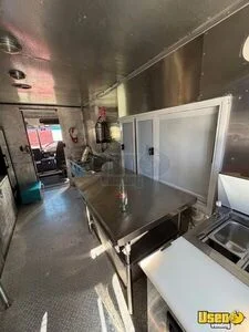 2006 Mt55 All-purpose Food Truck Stainless Steel Wall Covers Pennsylvania Diesel Engine for Sale