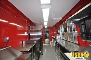 2006 P1000 Kitchen Food Truck All-purpose Food Truck Diamond Plated Aluminum Flooring Florida Gas Engine for Sale
