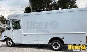 2006 P30 New Build Food Truck Florida for Sale