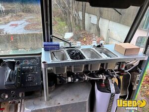 2006 P42 Shaved Ice And Soft Serve Truck Ice Cream Truck Hand-washing Sink Virginia Diesel Engine for Sale