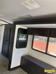 2006 Seabreeze Mobile Hair & Nail Salon Truck Backup Camera California Gas Engine for Sale