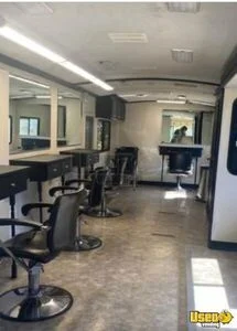 2006 Seabreeze Mobile Hair & Nail Salon Truck Generator California Gas Engine for Sale