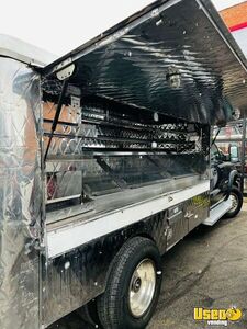 2006 Sierra Lunch Serving Food Truck Air Conditioning New York Gas Engine for Sale