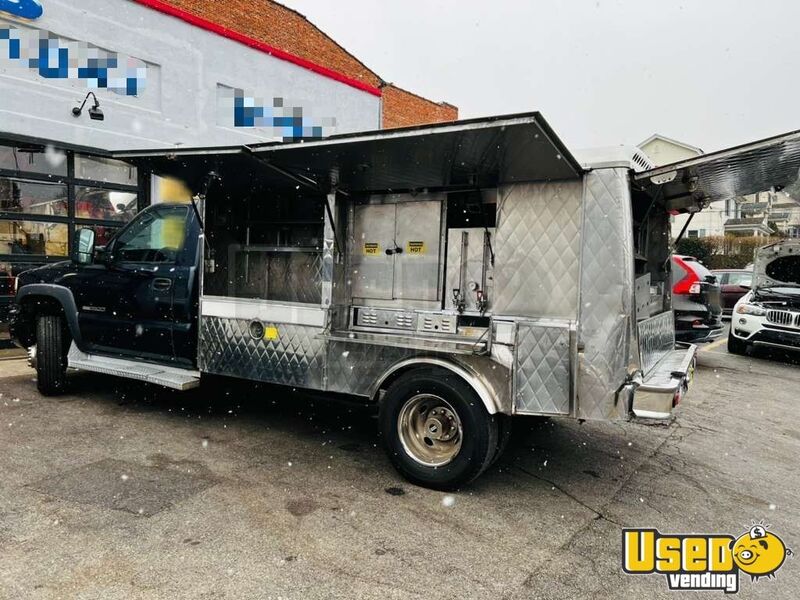 2006 Sierra Lunch Serving Food Truck New York Gas Engine for Sale