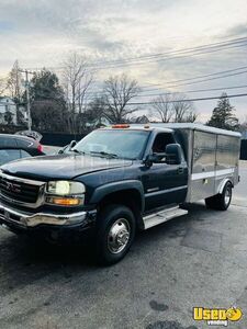 2006 Sierra Lunch Serving Food Truck Stainless Steel Wall Covers New York Gas Engine for Sale