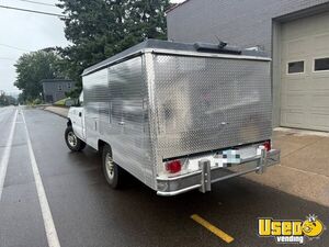 2006 Silverado 2500hd Lunch Serving Food Truck 9 Minnesota Gas Engine for Sale