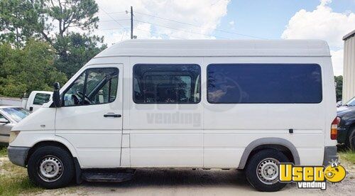 2006 Sprinter Mobile Pet Grooming Van Pet Care / Veterinary Truck South Carolina Diesel Engine for Sale