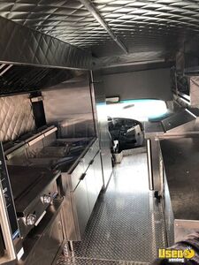 2006 Starcraft Kitchen Food Truck All-purpose Food Truck Flatgrill Texas Gas Engine for Sale