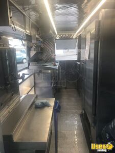 2006 Step Van Kitchen Food Truck All-purpose Food Truck Prep Station Cooler New Jersey for Sale