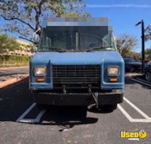 2006 Utilimaster All-purpose Food Truck Concession Window Florida Gas Engine for Sale