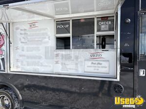 2006 Utilimaster All-purpose Food Truck Diamond Plated Aluminum Flooring Wyoming Gas Engine for Sale