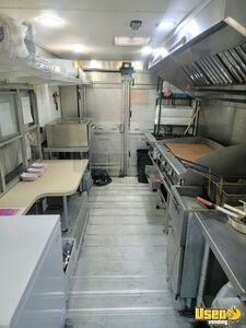 2006 Utilimaster All-purpose Food Truck Exterior Customer Counter North Carolina Diesel Engine for Sale