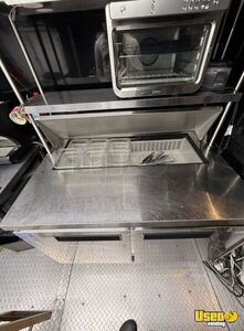 2006 Utilimaster All-purpose Food Truck Floor Drains Florida Gas Engine for Sale
