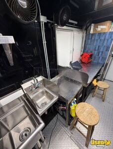 2006 Utilimaster All-purpose Food Truck Stainless Steel Wall Covers Florida Gas Engine for Sale