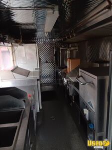 2006 Utilimaster Barbecue Food Truck Stainless Steel Wall Covers Massachusetts Gas Engine for Sale
