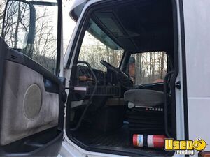 2006 Vnl Volvo Semi Truck 10 Connecticut for Sale